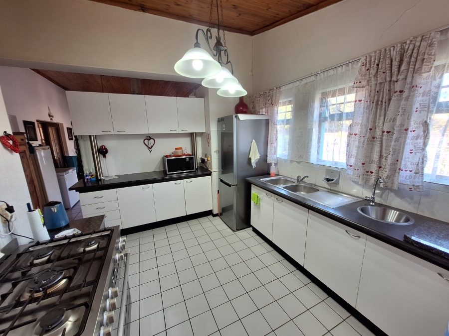 3 Bedroom Property for Sale in Kabeljauws Eastern Cape